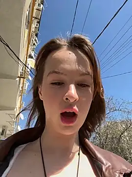 hani obsessed online show from April 17, 2026, 10:40 am