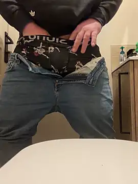 Ced1326 online show from November 22, 2025, 3:33 pm