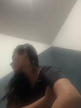 lizmy online show from November 29, 2025, 7:55 am