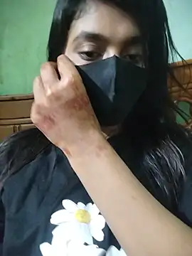 Disha Nur0 online show from June 12, 2026, 7:02 pm