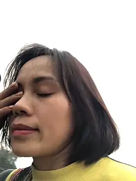 Trangbabylove online show from January 19, 2026, 8:29 am