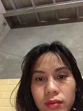 Trangbabylove online show from February 8, 2026, 10:46 pm