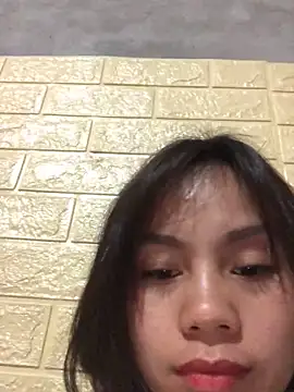 Trangbabylove online show from March 1, 2026, 10:28 am