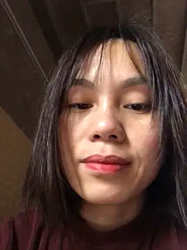 Trangbabylove online show from April 3, 2026, 7:28 am