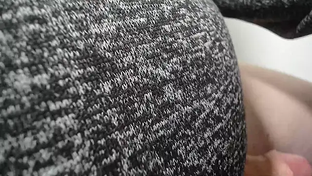 Mike20257xh online show from November 24, 2025, 11:15 pm