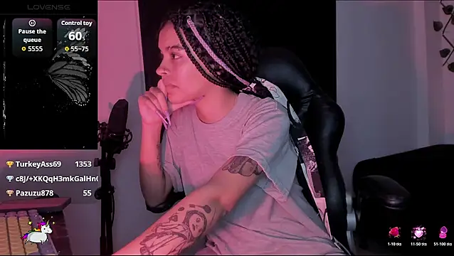 Snapshot of Anny_Kiitty chatting on March 4, 2026, 3:45 am Anny Kiitty online show from March 4, 2026, 3:45 am