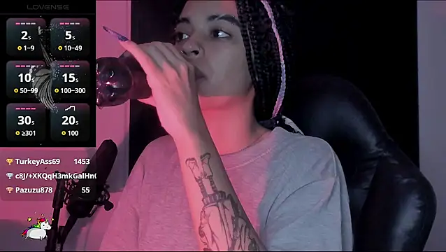 Snapshot of Anny_Kiitty chatting on March 5, 2026, 3:35 am Anny Kiitty online show from March 5, 2026, 3:35 am