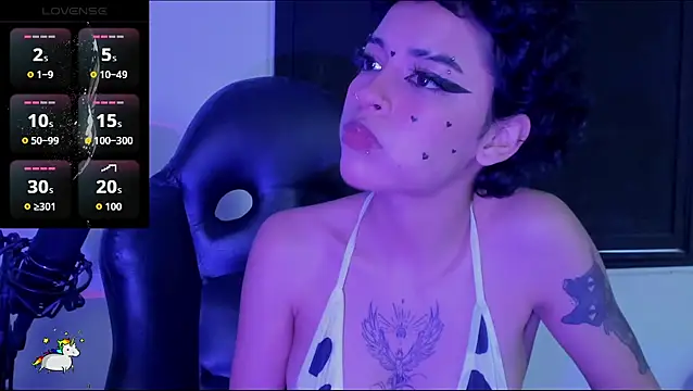 Snapshot of Anny_Kiitty chatting on March 27, 2026, 8:30 pm Anny Kiitty online show from March 27, 2026, 8:30 pm