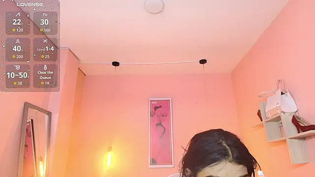 Milu carbajal x online show from December 17, 2025, 8:15 pm