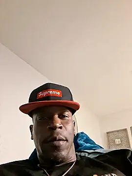 Snapshot of yourboy501withthebig1 chatting on June 12, 2026, 4:33 am yourboy501withthebig1 online show from June 12, 2026, 4:33 am