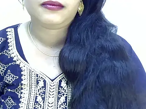 Muskan Jha online show from May 13, 2026, 2:53 am