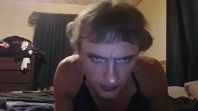 jamescaddy69 online show from May 12, 2026, 2:52 am