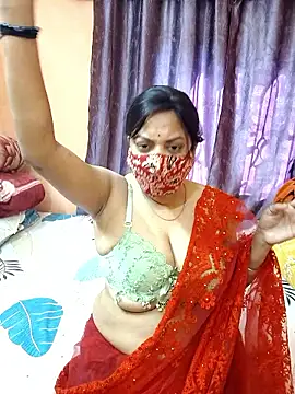 Cute-richa1 online show from January 16, 2026, 5:33 am