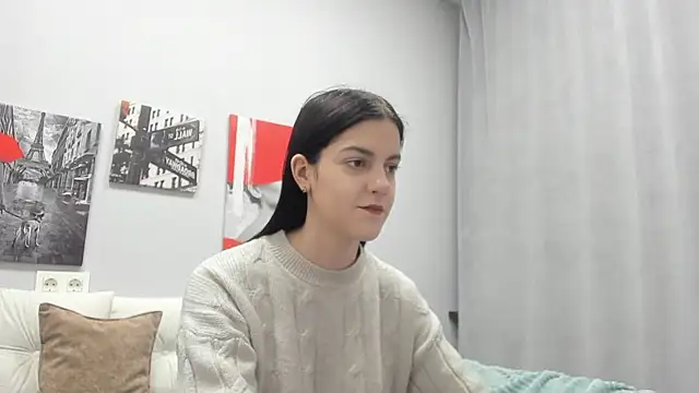 Lovely Audrey online show from December 2, 2025, 8:08 am