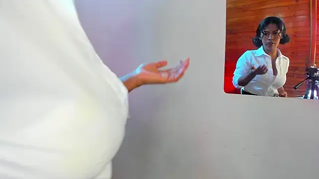 Snapshot of lilith_sanz chatting on November 29, 2025, 1:36 pm lilith sanz online show from November 29, 2025, 1:36 pm