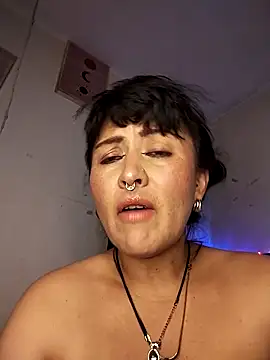 LILITH LIBELULA online show from April 11, 2026, 2:05 am