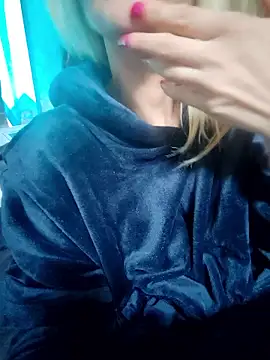 NaughtyClaudia  online show from January 10, 2026, 12:51 pm