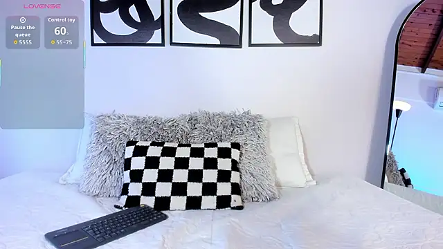 Sofi vega77 online show from March 8, 2026, 11:58 am