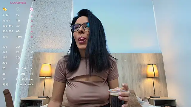 mature eva1 online show from December 4, 2025, 11:30 am