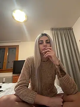 feliciafelon online show from March 2, 2026, 8:04 pm