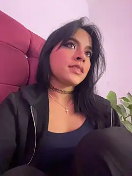 Sophie wyld online show from November 20, 2025, 2:23 am