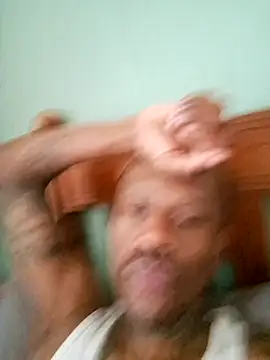 Snapshot of WristGauntlet chatting on December 1, 2025, 5:45 am WristGauntlet online show from December 1, 2025, 5:45 am