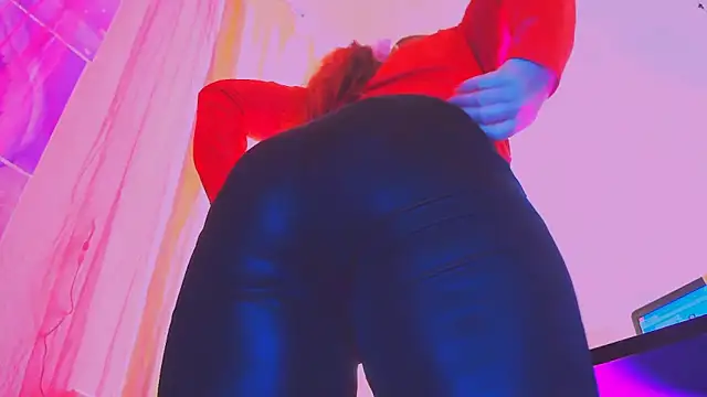 BESTLOLA online show from February 18, 2026, 10:22 am