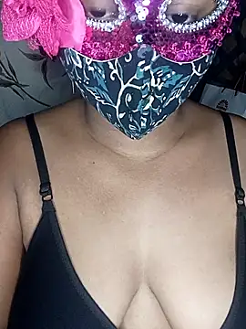 Snapshot of arpitaroy0 chatting on November 18, 2025, 3:49 pm arpitaroy0 online show from November 18, 2025, 3:49 pm