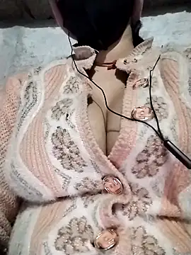 CUTE 123X online show from November 19, 2025, 4:40 pm