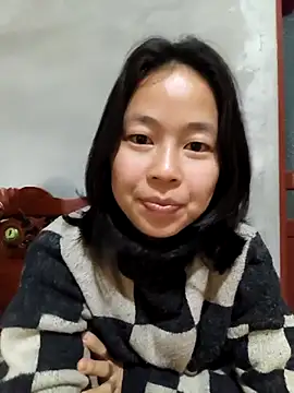 Cat-meow online show from December 19, 2025, 2:18 am