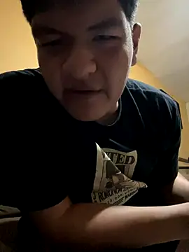 kire-18 online show from November 17, 2025, 4:07 am