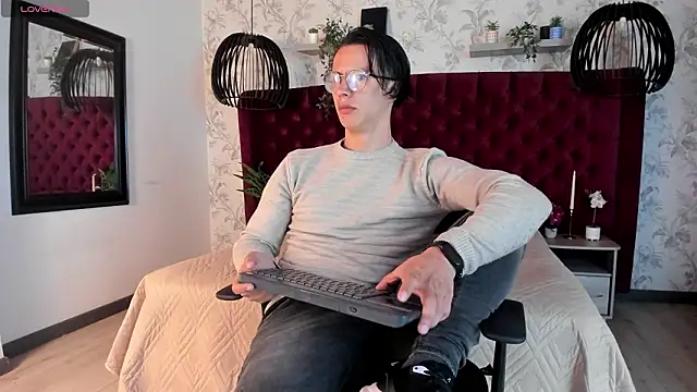 Brandon starkk online show from March 15, 2026, 11:49 am