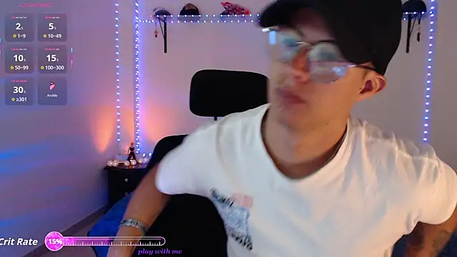 Snapshot of Brandon_starkk chatting on July 7, 2026, 3:09 am Brandon starkk online show from July 7, 2026, 3:09 am