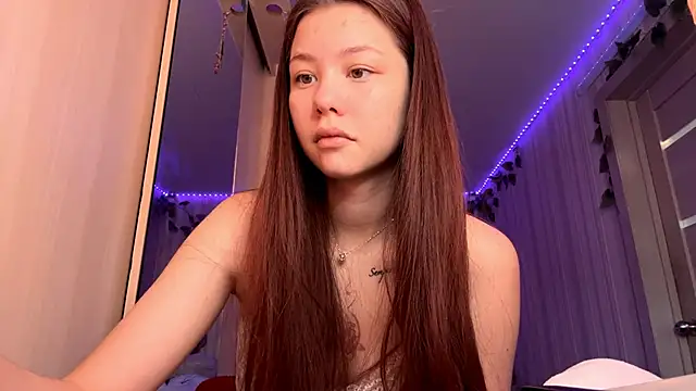 Snapshot of CutieSlim chatting on January 8, 2026, 6:05 am CutieSlim online show from January 8, 2026, 6:05 am