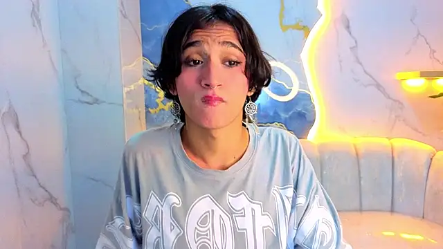 zoe tp online show from December 20, 2025, 12:56 pm