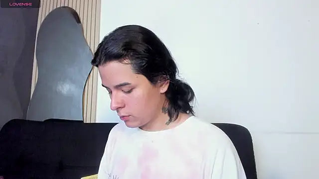 Angel-umbra online show from January 6, 2026, 7:50 pm