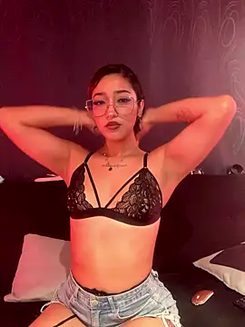 LilithMonette online show from January 17, 2026, 4:39 am