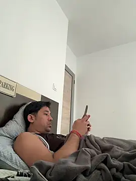 Jhonneeey online show from November 21, 2025, 1:10 pm