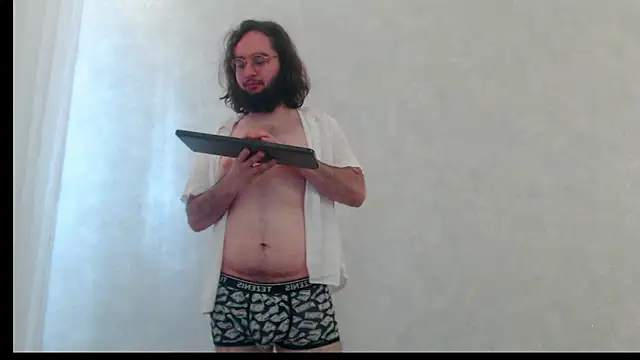 eren jaeger2000 online show from June 11, 2026, 3:04 am