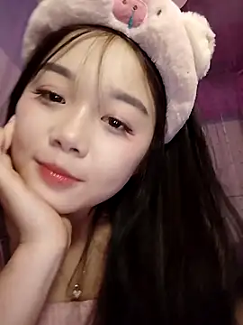 Snapshot of Baa-bee22 chatting on May 2, 2026, 3:11 am Baa-bee22 online show from May 2, 2026, 3:11 am
