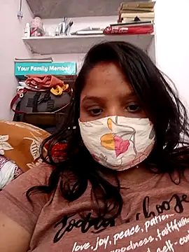 CUTE-LOVE-SWEETS online show from April 6, 2026, 3:59 am