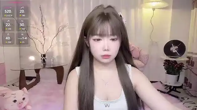 Snapshot of lucky-188 chatting on November 25, 2025, 11:21 am lucky-188 online show from November 25, 2025, 11:21 am