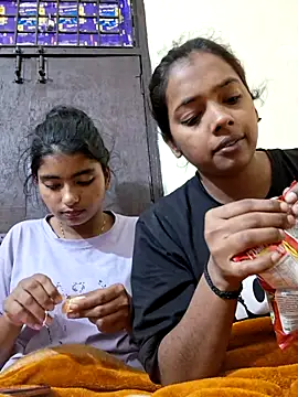 Snapshot of Ragini-XD chatting on February 26, 2026, 8:35 am Ragini-XD online show from February 26, 2026, 8:35 am