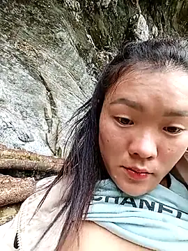 meomeo-00 online show from January 9, 2026, 8:39 am