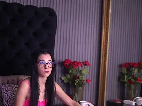 Snapshot of IvyCole chatting on January 15, 2026, 3:49 pm IvyCole online show from January 15, 2026, 3:49 pm