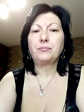 LeillaaX online show from March 3, 2026, 6:30 am