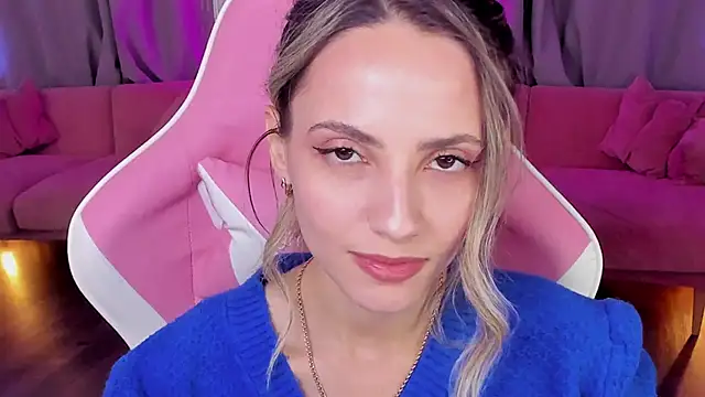 amelia meili online show from November 24, 2025, 1:00 pm