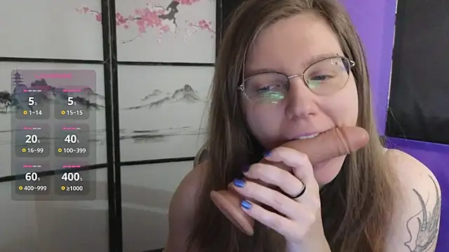 scarlettsrose online show from July 15, 2026, 11:26 am