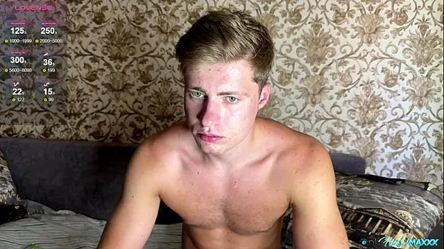 Snapshot of Maxhornyblondieman chatting on July 2, 2026, 9:59 am Maxhornyblondieman online show from July 2, 2026, 9:59 am