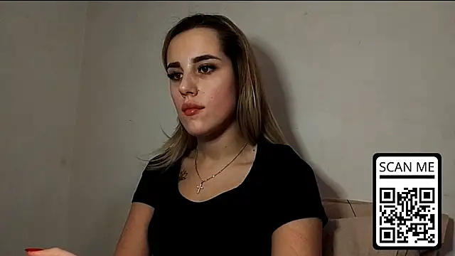 Snapshot of HotMusex chatting on February 15, 2026, 6:15 pm HotMusex online show from February 15, 2026, 6:15 pm